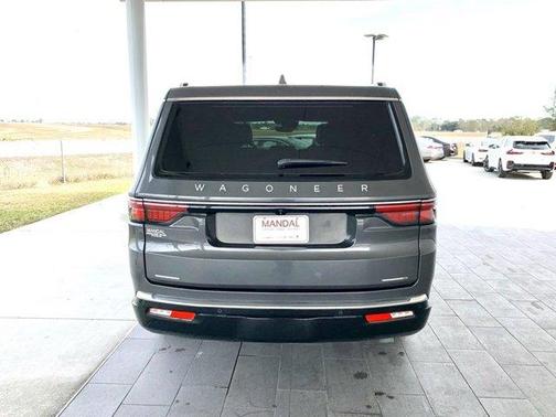 2022 Jeep Wagoneer Series II