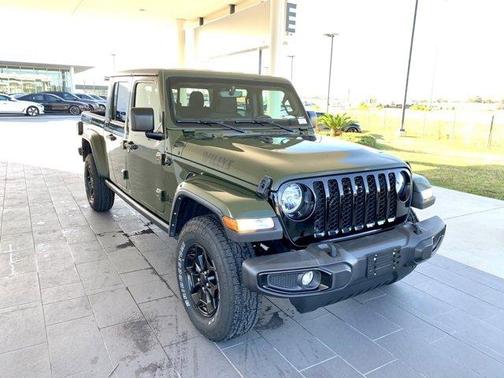 2021 Jeep Gladiator Sport