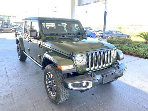 2023 Jeep Gladiator Overland
