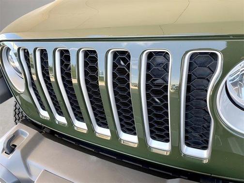 2023 Jeep Gladiator Overland