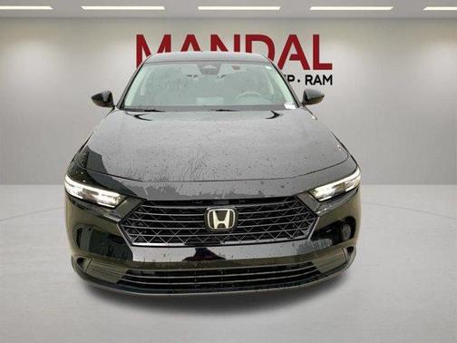 Crystal Black Pearl 2025 Honda Accord LX