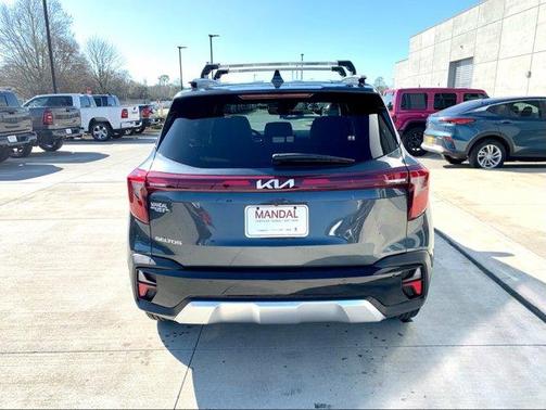2025 Kia Seltos EX
