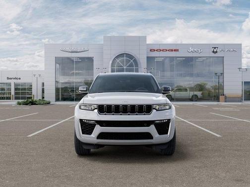 Bright White Clearcoat 2026 Jeep Grand Cherokee Summit