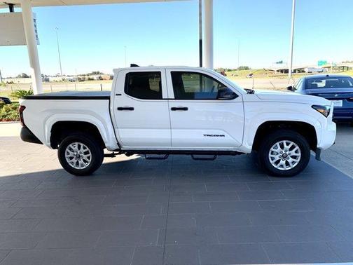 2024 Toyota Tacoma SR