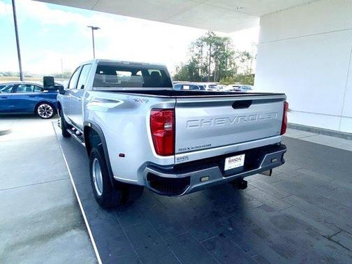 2023 Chevrolet Silverado 3500 LT