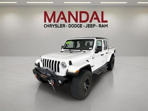 2022 Jeep Gladiator Sport