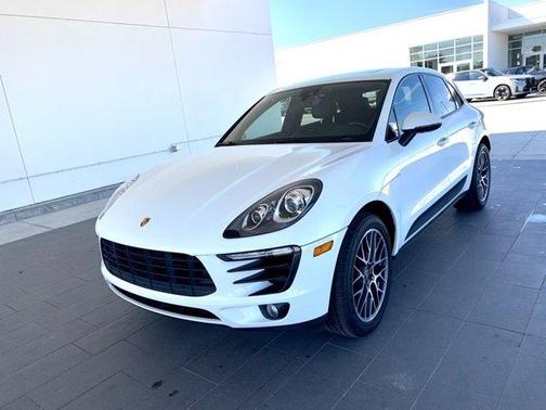 2018 Porsche Macan Base
