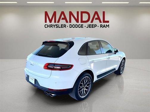 2018 Porsche Macan Base