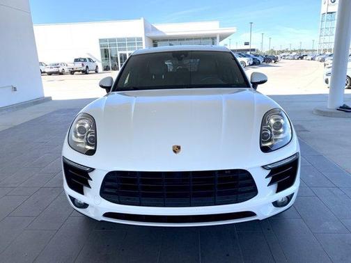 2018 Porsche Macan Base