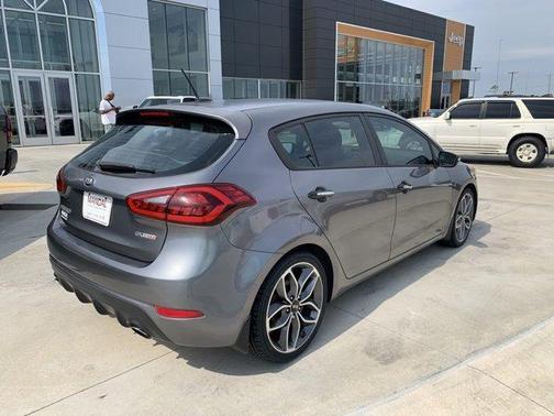 2016 Kia Forte SX