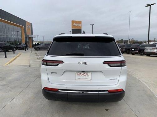 2025 Jeep Grand Cherokee L Laredo