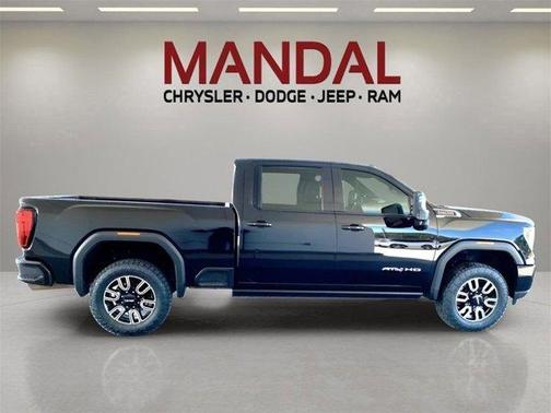 2022 GMC Sierra 2500 AT4