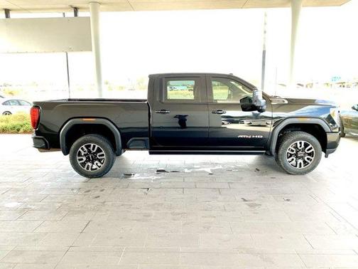 2022 GMC Sierra 2500 AT4