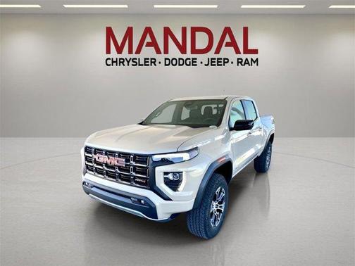 2023 GMC Canyon AT4