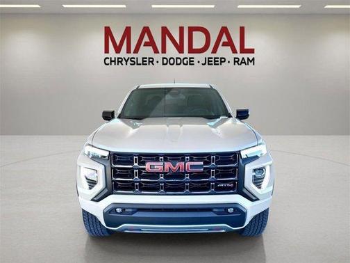 2023 GMC Canyon AT4