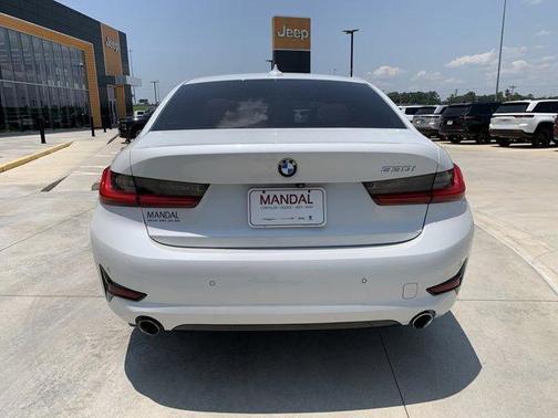 2020 BMW 330 i