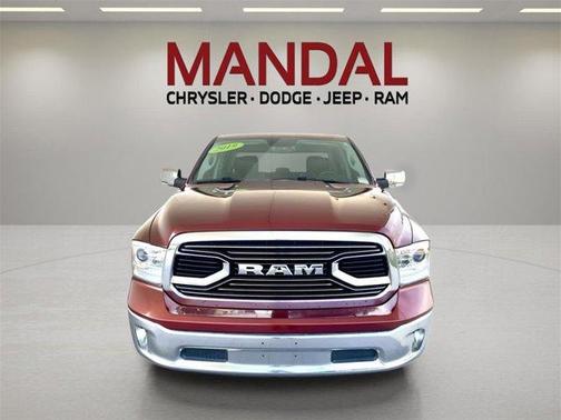 2019 RAM 1500 Classic Laramie