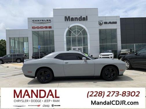 2021 Dodge Challenger SXT