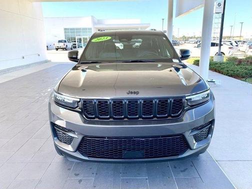 2023 Jeep Grand Cherokee Altitude