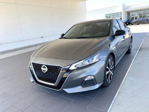 2021 Nissan Altima 2.5 SR