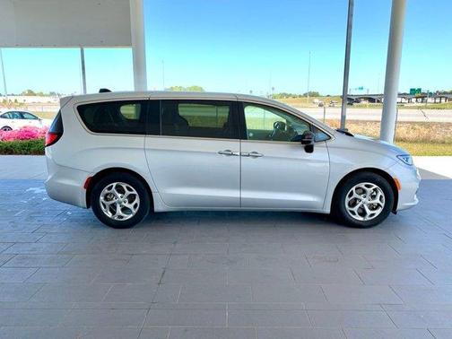 2024 Chrysler Pacifica Limited