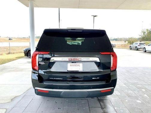 2024 GMC Yukon XL SLT