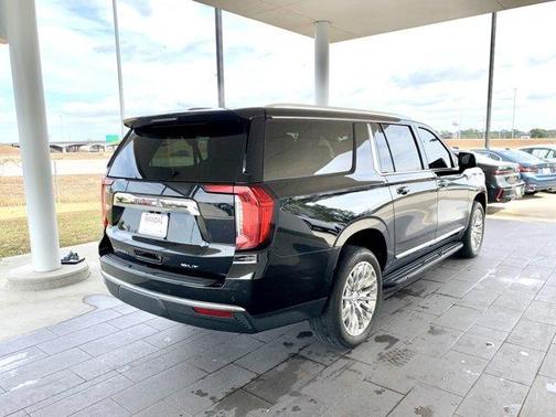 2024 GMC Yukon XL SLT
