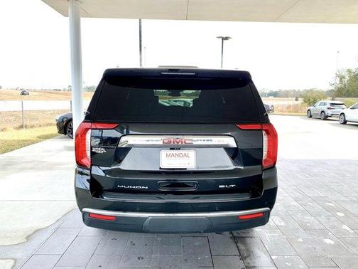 2024 GMC Yukon XL SLT