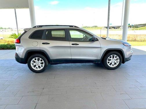 Billet Silver Metallic Clearcoat 2016 Jeep Cherokee Sport