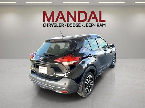 2020 Nissan Kicks SV