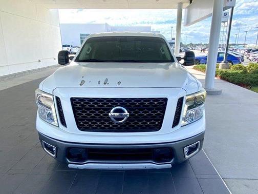 2018 Nissan Titan PRO-4X
