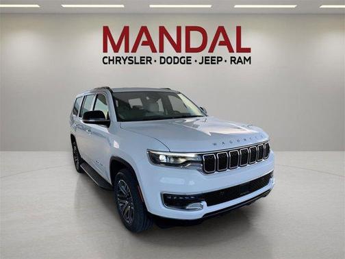 2025 Jeep Wagoneer Base