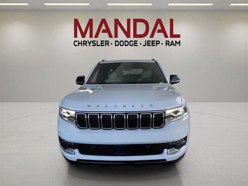 2025 Jeep Wagoneer Base