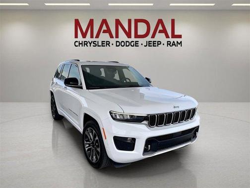 2022 Jeep Grand Cherokee Overland
