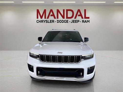2022 Jeep Grand Cherokee Overland