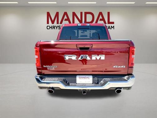 Delmonico Red Pearlcoat 2026 RAM 1500 Laramie