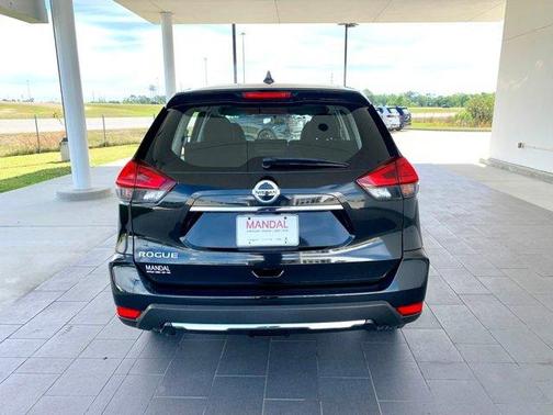 Magnetic Black 2017 Nissan Rogue S