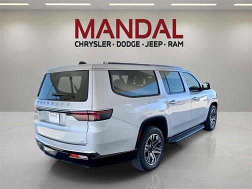 2024 Jeep Wagoneer L Series II