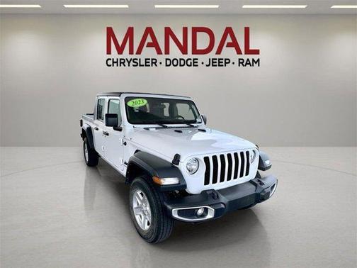 2023 Jeep Gladiator Sport