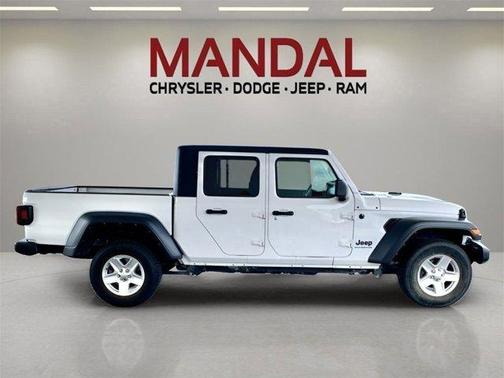 2023 Jeep Gladiator Sport