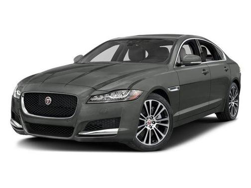Polaris White 2016 Jaguar XF 35t Prestige