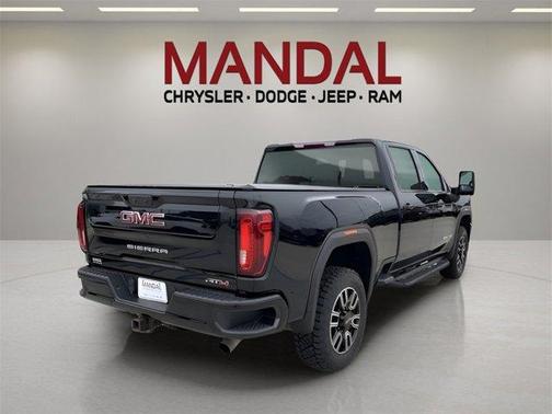 2022 GMC Sierra 2500 AT4