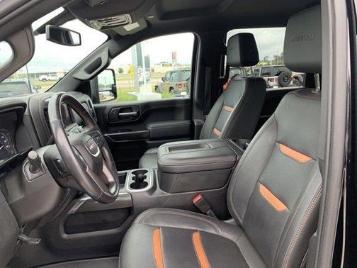 2022 GMC Sierra 2500 AT4