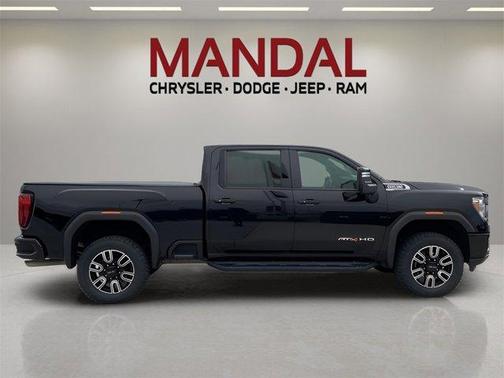 2022 GMC Sierra 2500 AT4