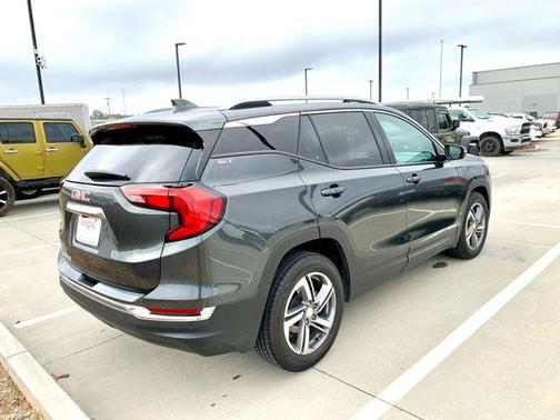 2021 GMC Terrain SLT