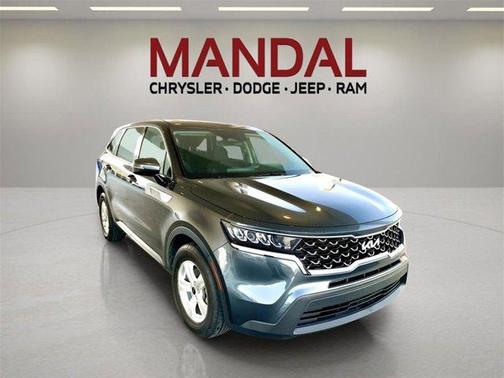 2022 Kia Sorento LX