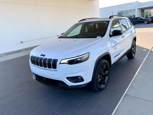 2023 Jeep Cherokee Altitude Lux