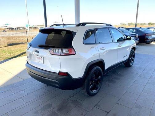 2023 Jeep Cherokee Altitude Lux