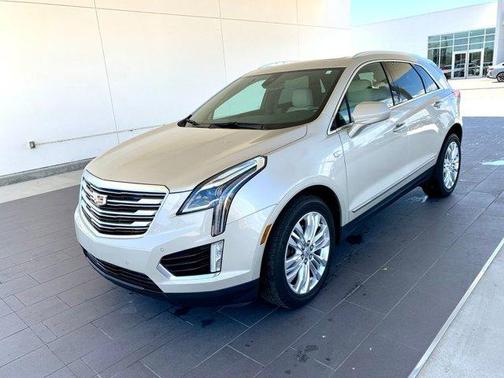 2017 Cadillac XT5 Premium Luxury