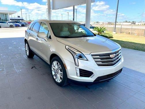 2017 Cadillac XT5 Premium Luxury